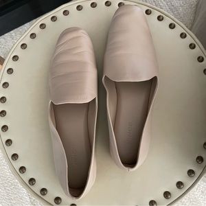 Vince Paz Leather Venetian Loafer in Beige in a Size 8B.